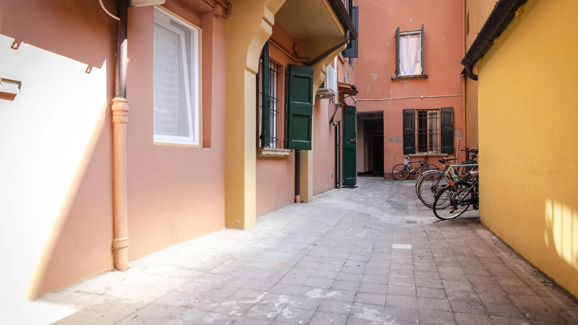 Abalus Studio ボローニャ イタリア